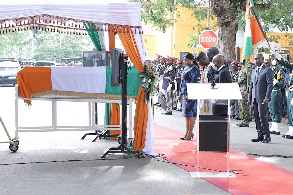 Hommage de la nation ivoirienne à feu Amadou Soumahoro : La Présidente de l’Assemblée nationale a pris part à la cérémonie